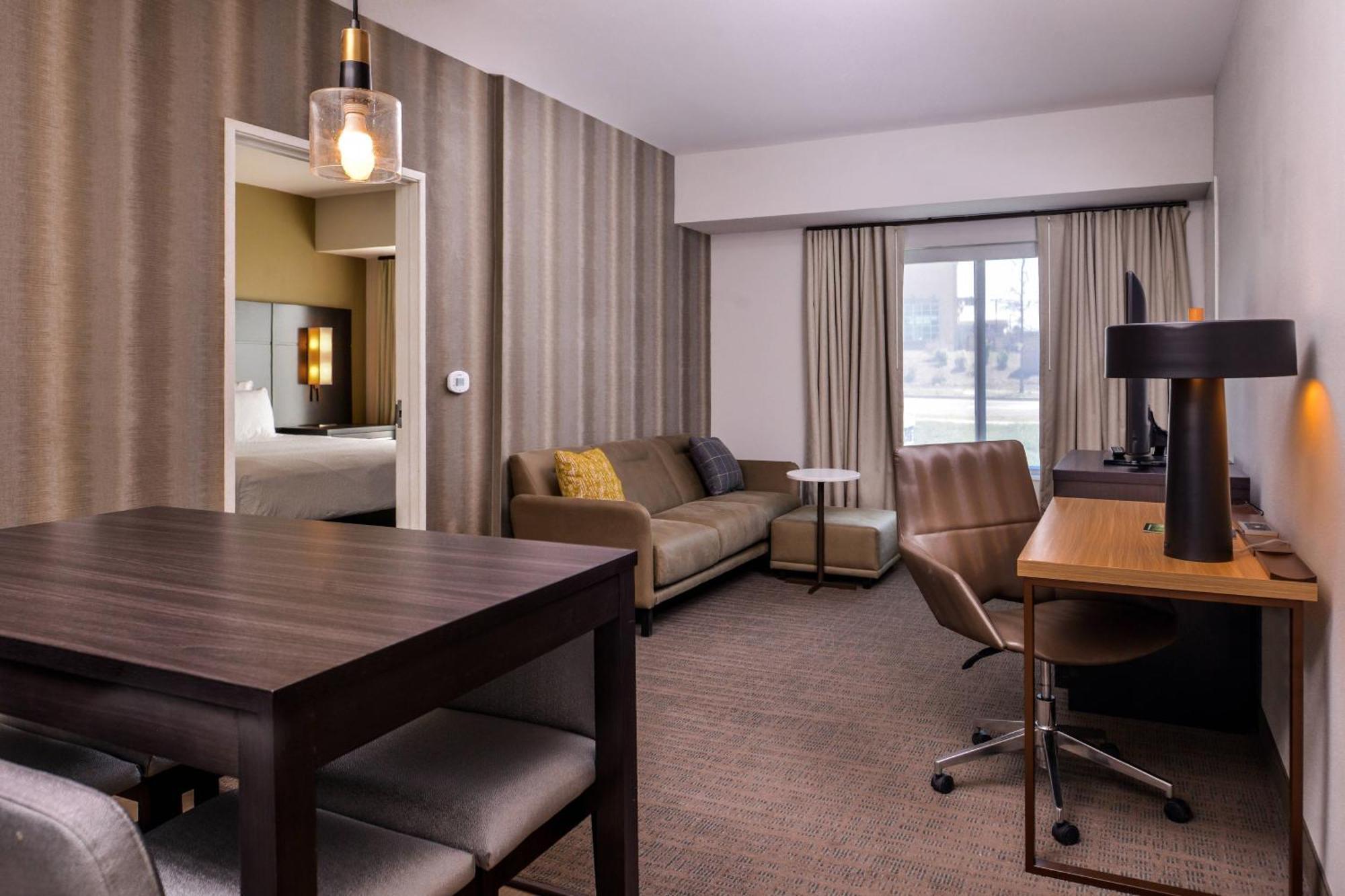 By Marriott Steele Creek Hotel 3*